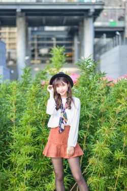 在灭世游戏里和主神谈恋爱